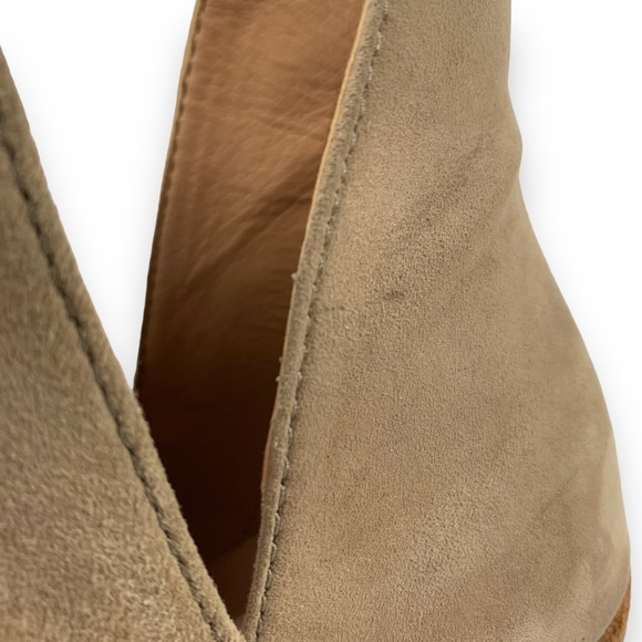 Steve Madden Taupe Suede Kaylah Pointed Toe Heeled Bootie - Picture 11 of 14